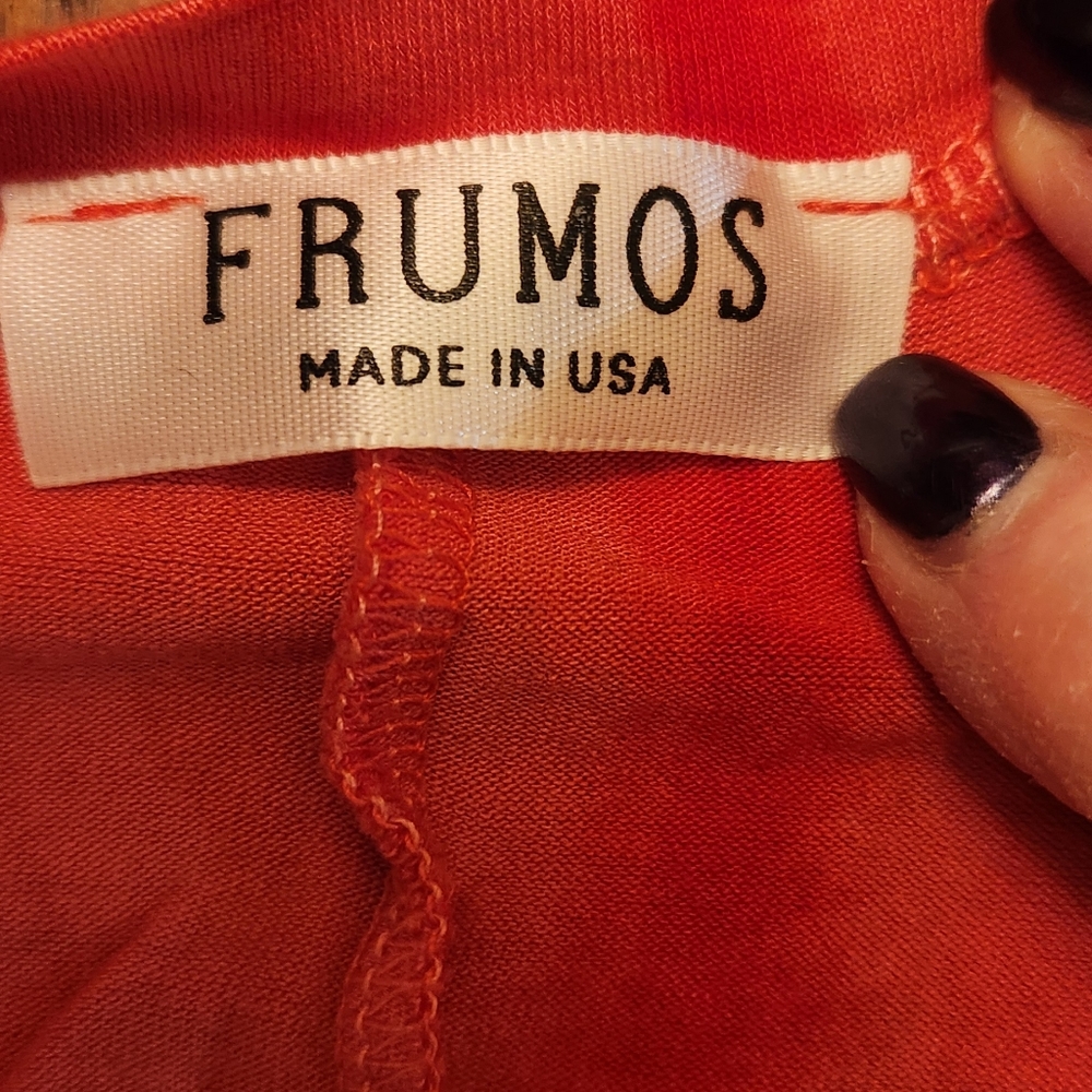 Frumos Top - Picture 4 of 5